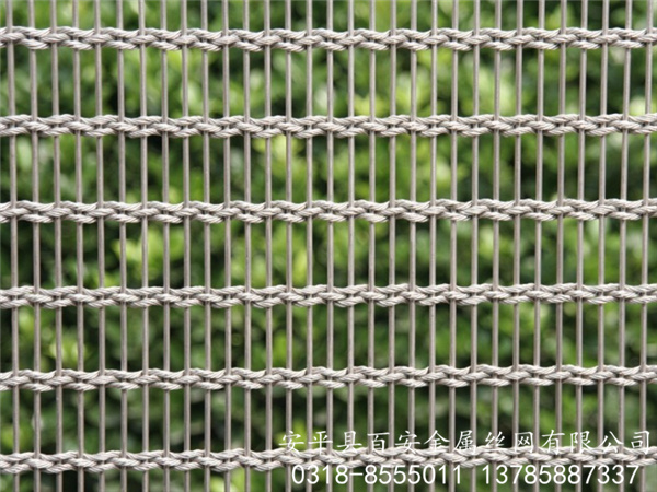 金屬網(wǎng)簾裝飾